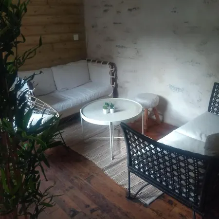Chez Celia Apartment *